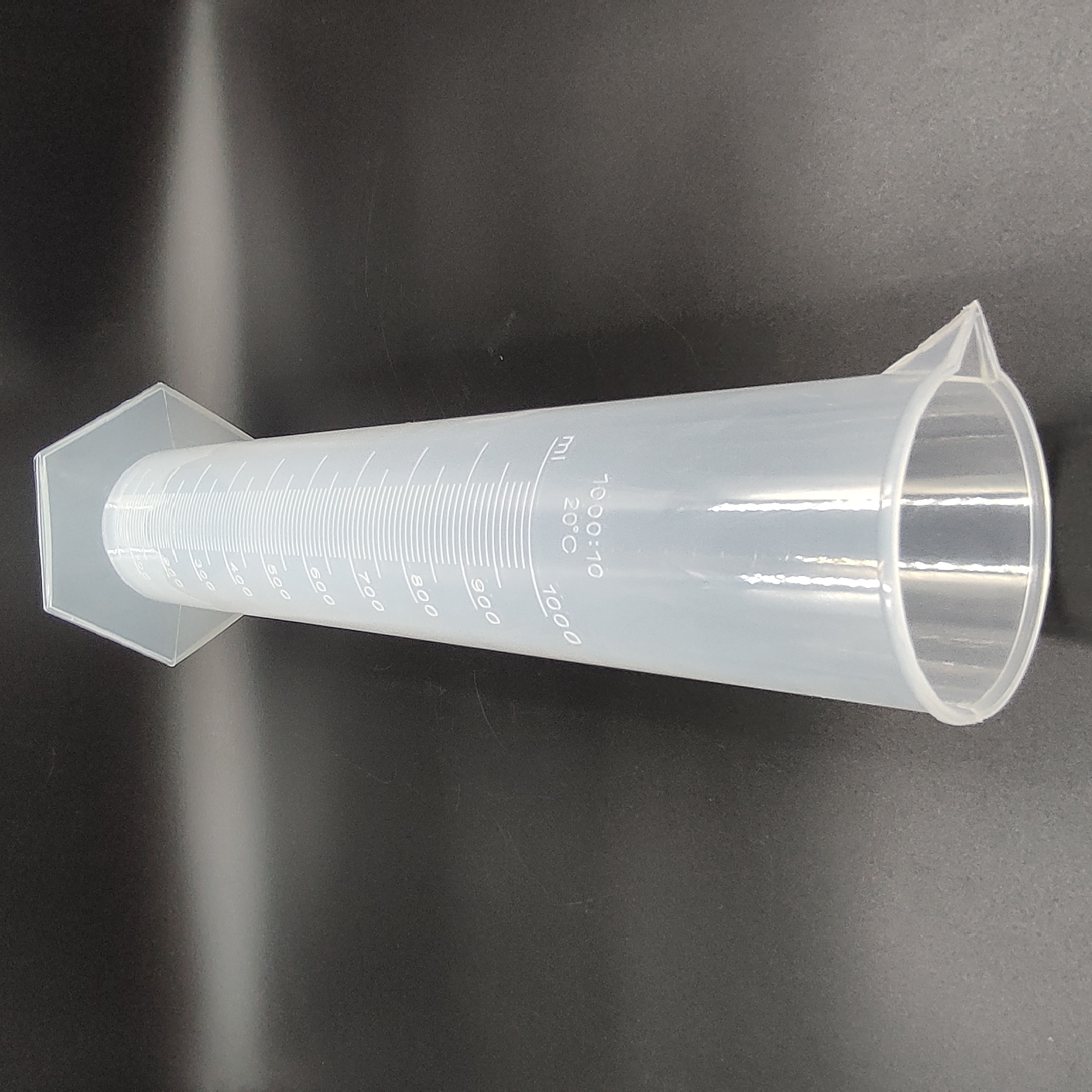 Lexbax PLastic Measuring Cylinder Transparent Graduated 1000ml Polypropylene Material Pack of 3